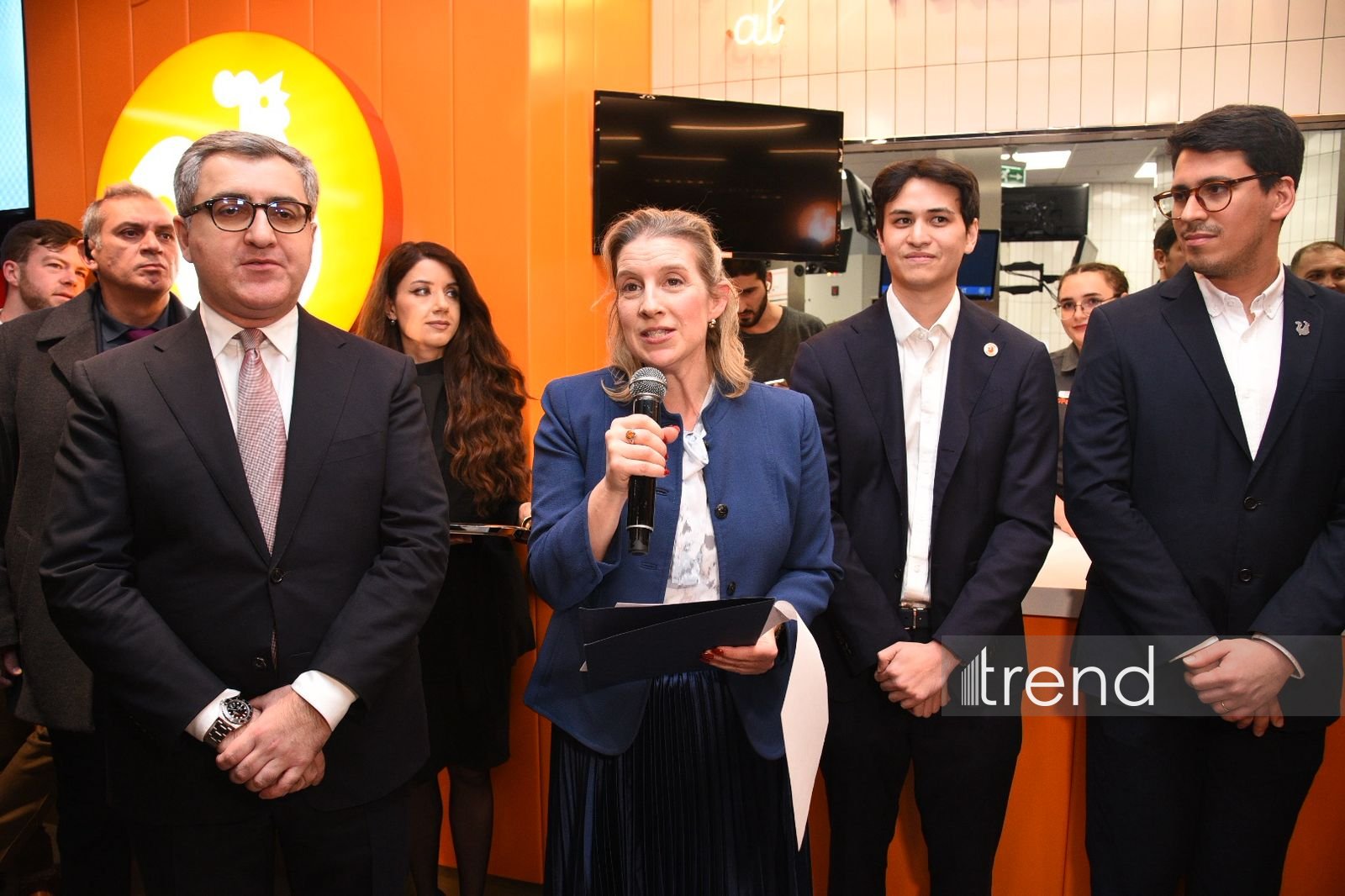 В Азербайджане открылся первый ресторан американской сети Popeyes (ФОТО)