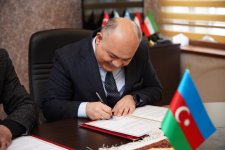 Между театрами Баку и Шеки подписан меморандум о сотрудничестве (ФОТО)