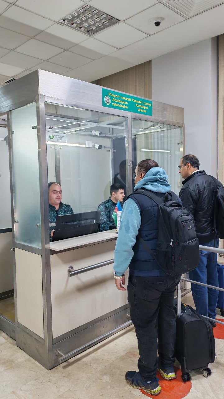 Эвакуация из Ирана в Азербайджан продолжается (ФОТО)