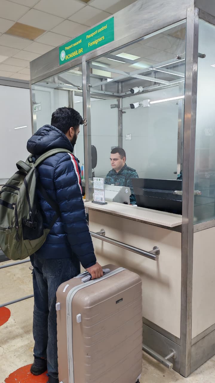 Эвакуация из Ирана в Азербайджан продолжается (ФОТО)