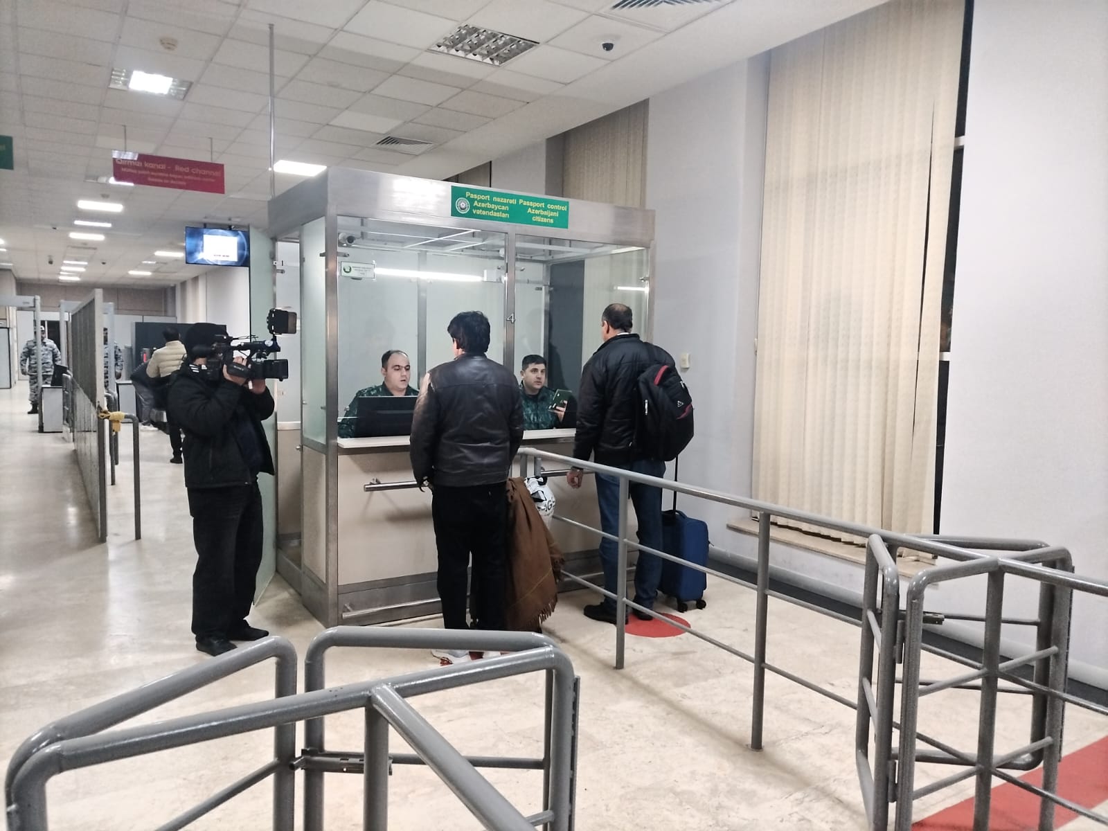 Эвакуация из Ирана в Азербайджан продолжается (ФОТО)