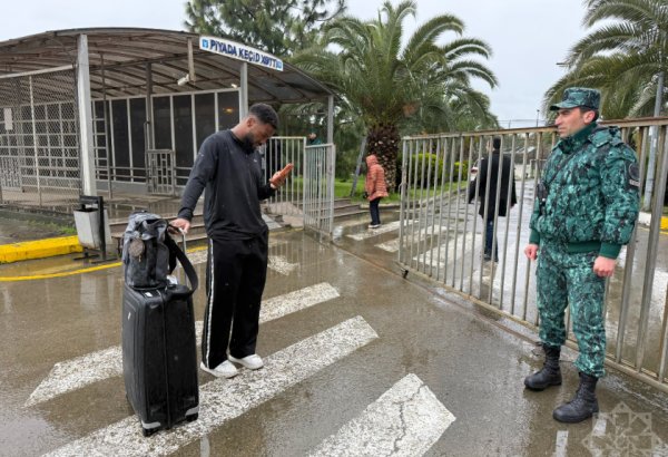 Из Ирана в Азербайджан эвакуированы 370 граждан разных стран (ФОТО)