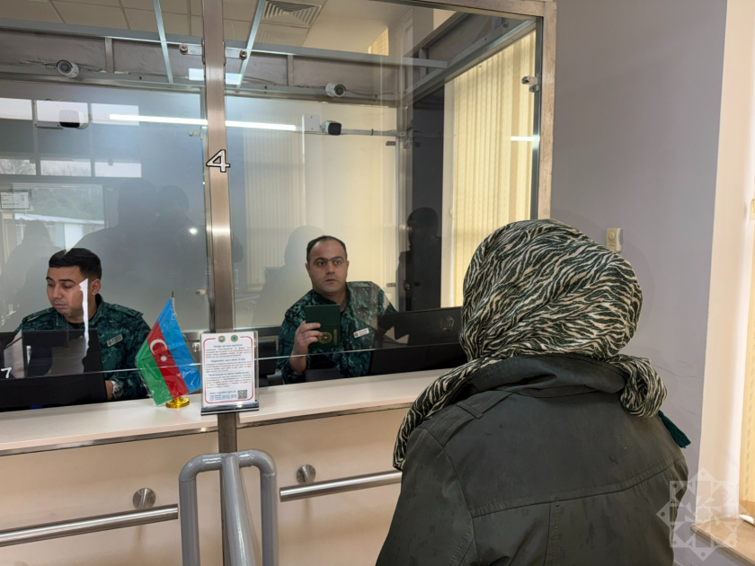 Очередная эвакуация через границу в Астаре: в страну въехали граждане Франции, Таджикистана и Китая (ФОТО)