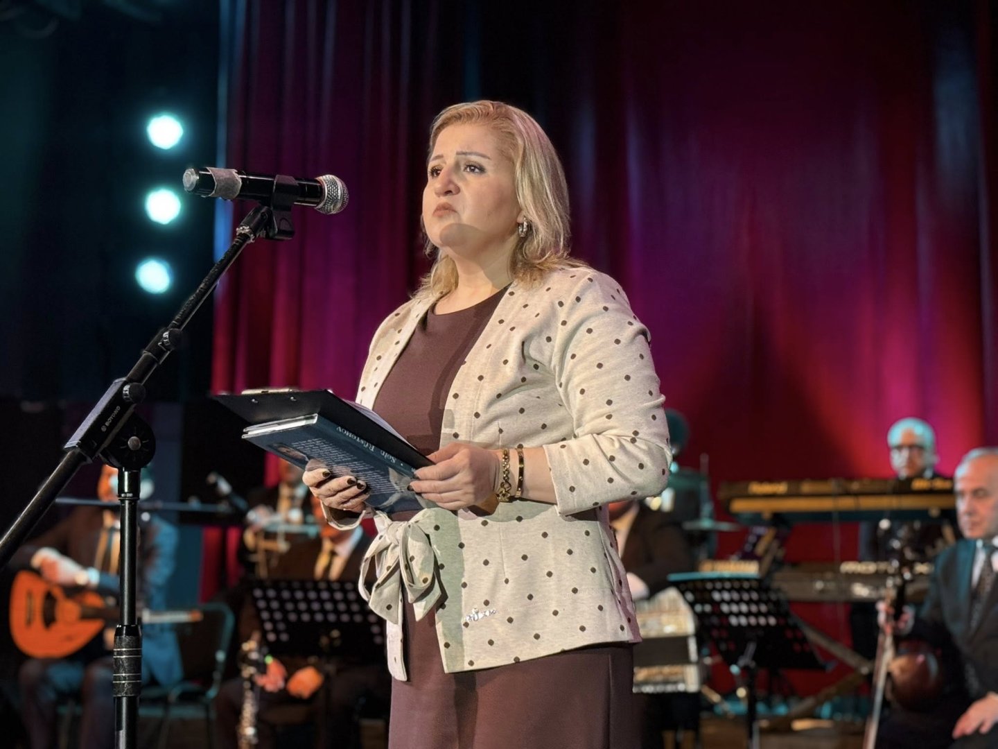 Легенда азербайджанской музыки в фокусе вечера "İntizar" – с теплотой и проникновенностью (ФОТО)