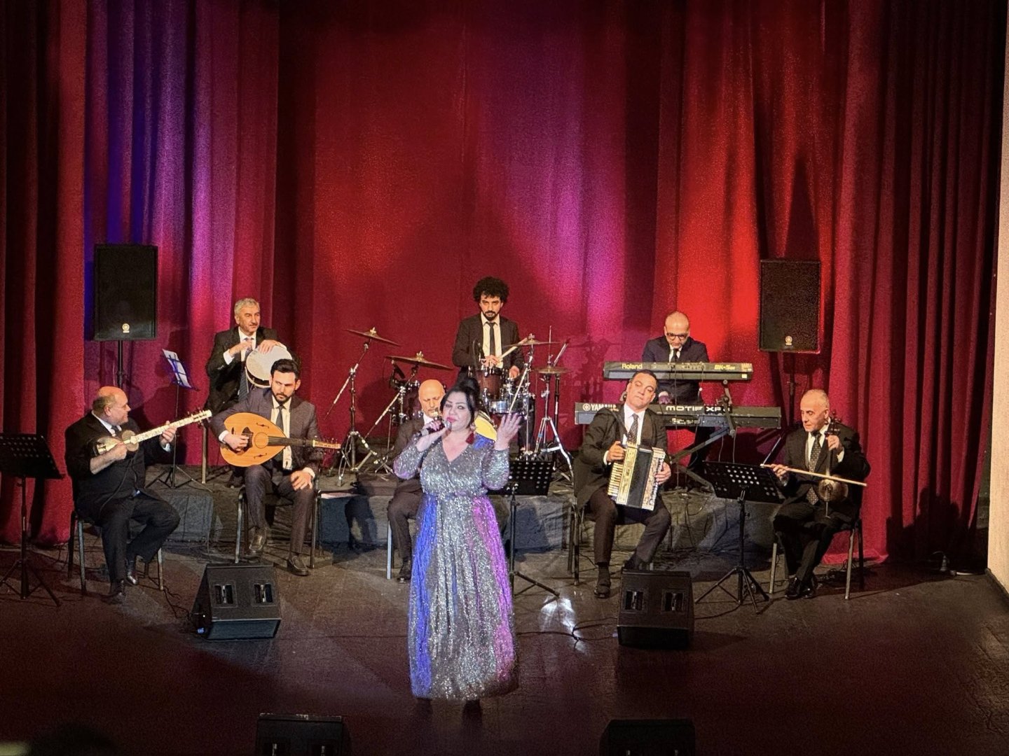 Легенда азербайджанской музыки в фокусе вечера "İntizar" – с теплотой и проникновенностью (ФОТО)