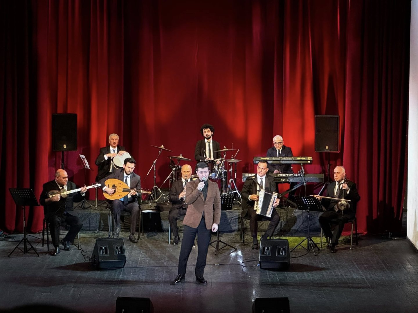 Легенда азербайджанской музыки в фокусе вечера "İntizar" – с теплотой и проникновенностью (ФОТО)