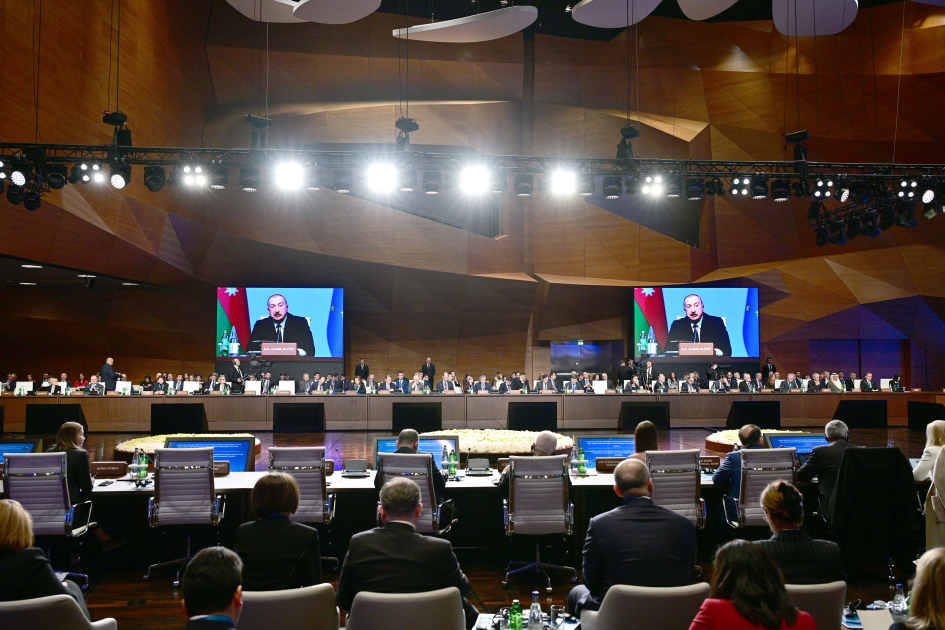 Президент Ильхам Алиев выступил на 12-м заседании министров в рамках Консультативного совета по Южному газовому коридору и 4-м заседании министров в рамках Консультативного совета по зеленой энергетике (ВИДЕО/ФОТО)