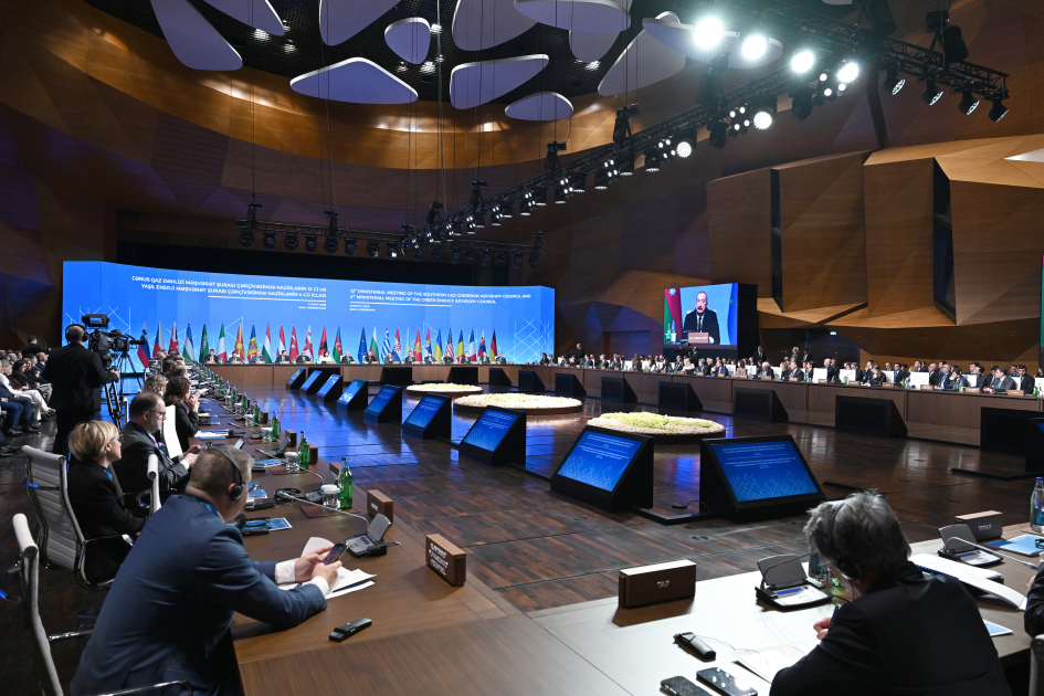 Президент Ильхам Алиев выступил на 12-м заседании министров в рамках Консультативного совета по Южному газовому коридору и 4-м заседании министров в рамках Консультативного совета по зеленой энергетике (ВИДЕО/ФОТО)