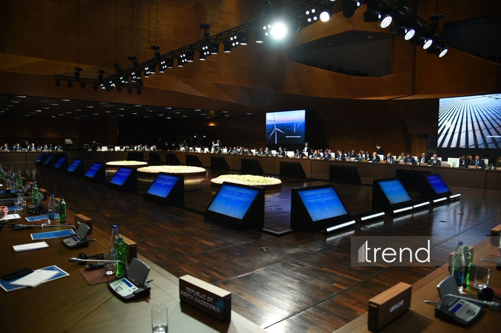 В Баку состоялись заседания Консультативных советов по Южному газовому коридору и "зеленой" энергетике (ФОТО)