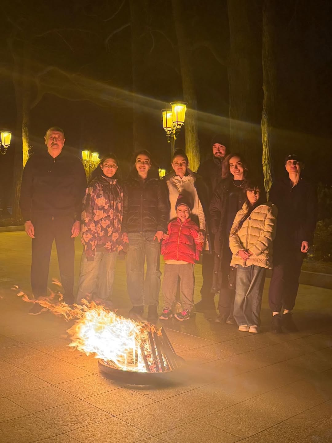 Первый вице-президент Мехрибан Алиева поделилась публикацией по случаю «Од чершенбеси» (ФОТО)