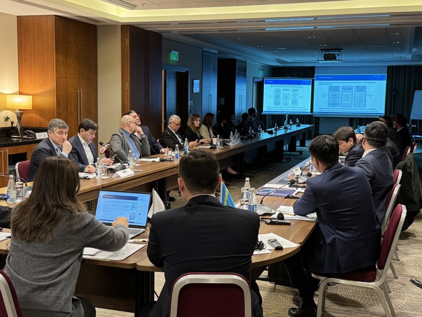 АБР начал технико-экономическое обоснование проекта «Каспийский зеленый энергетический коридор» (ФОТО)