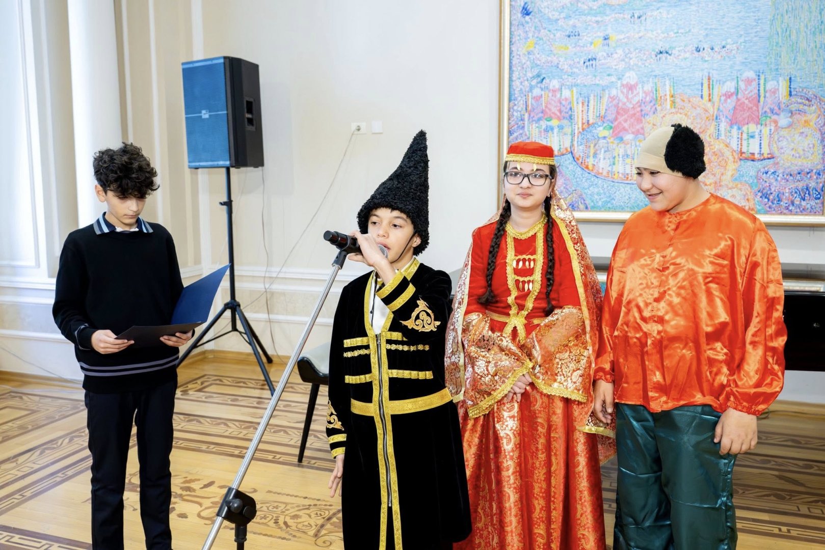 Танцы величественных гор и душевные мелодии Азербайджана (ФОТО)