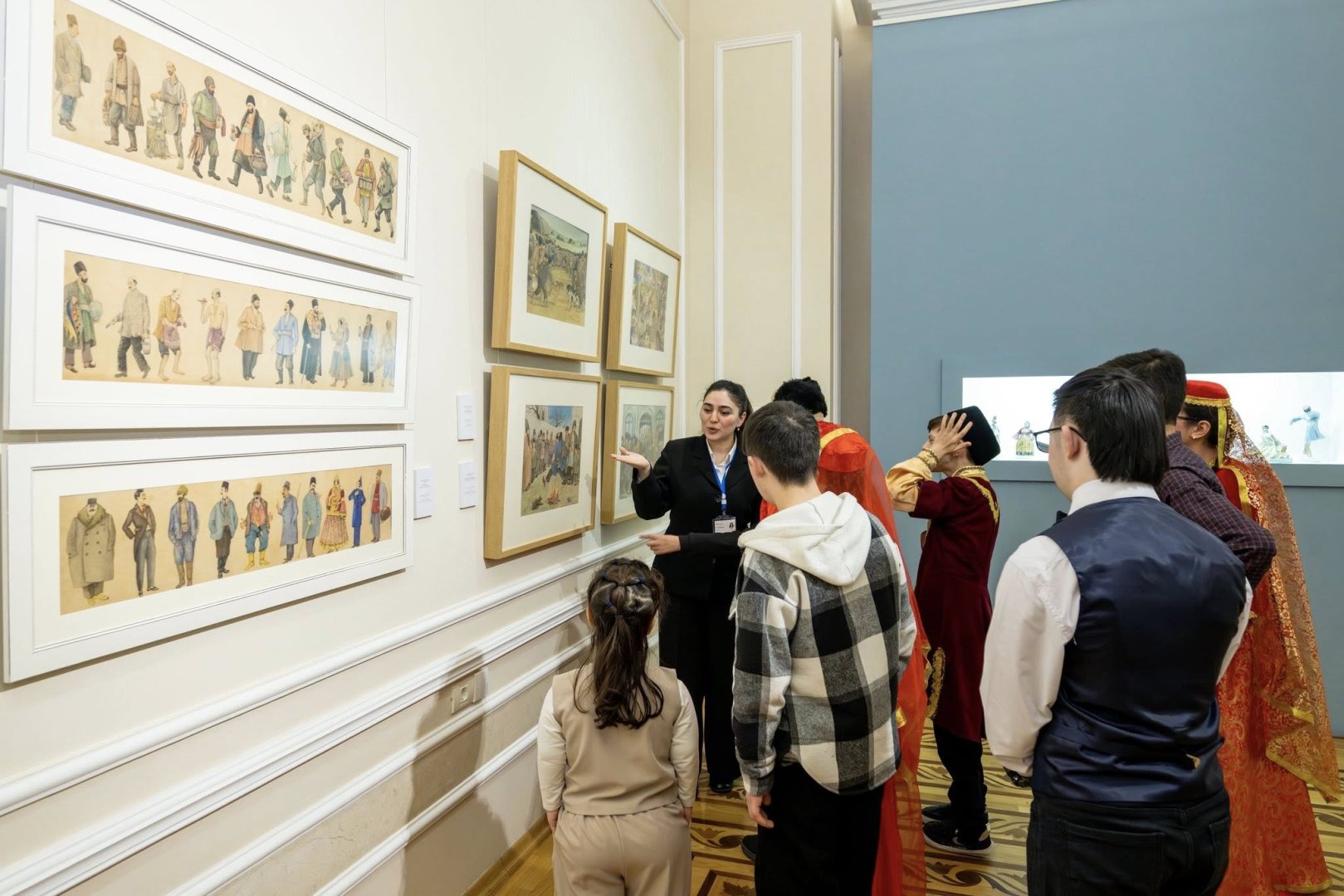 Танцы величественных гор и душевные мелодии Азербайджана (ФОТО)