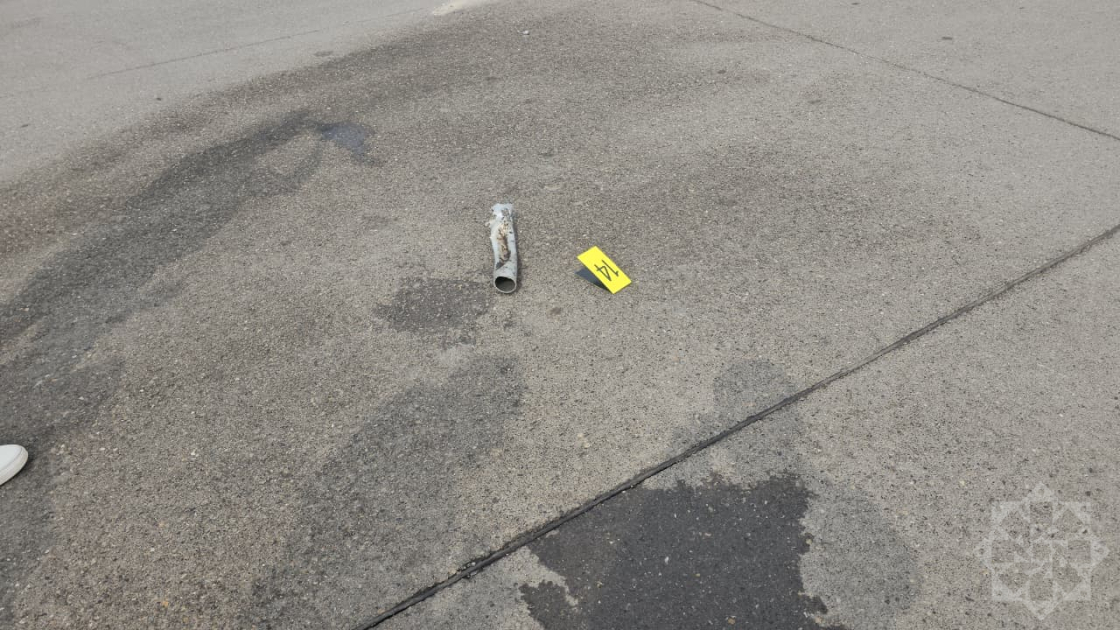 Обломки дрона, упавшего в аэропорту Нахчывана (ФОТО/ВИДЕО)