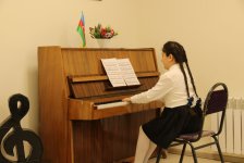 В Габале прошли мастер-классы по исполнению на фортепиано и таре (ФОТО)