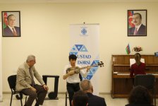 В Габале прошли мастер-классы по исполнению на фортепиано и таре (ФОТО)