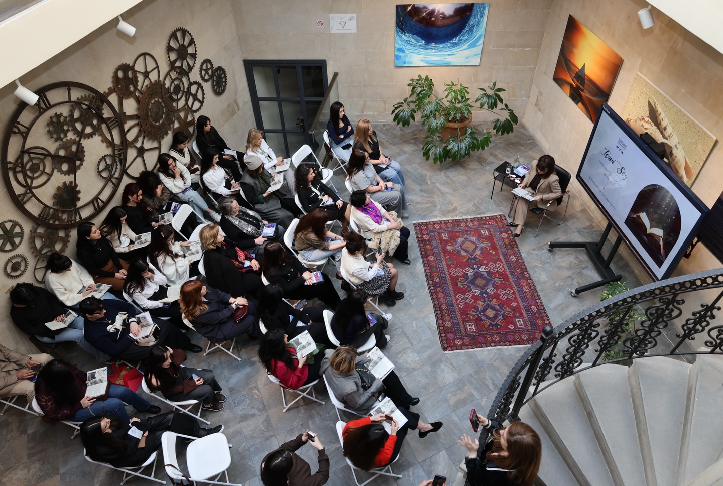 Открытая платформа в Баку. Гюнель Анаргызы о формировании позиции автора (ФОТО)