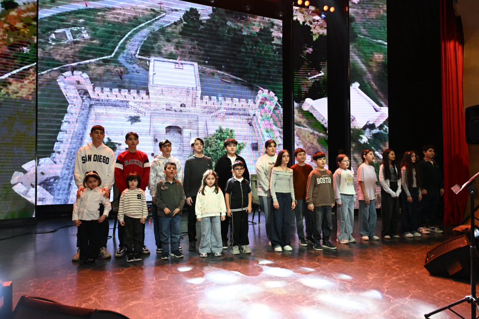 Вице-президент Фонда Гейдара Алиева Лейла Алиева приняла участие в ифтаре вместе с семьями шехидов (ФОТО)