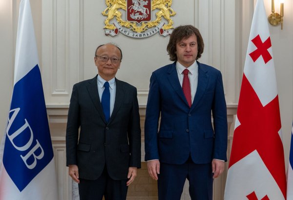 АБР и Грузия обсудили укрепление роли страны на Среднем коридоре