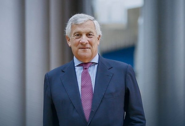 Посольство Италии в Тегеране продолжит работу из Баку