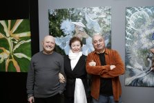 О чувствах, вдохновении и женском восприятии мира – в Баку открылась выставка в честь 8 Марта (ФОТО)