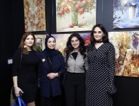 О чувствах, вдохновении и женском восприятии мира – в Баку открылась выставка в честь 8 Марта (ФОТО)