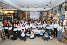 Весна в Баку началась зимней сказкой: Будь в контакте с природой… (ФОТО)