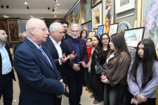 Весна в Баку началась зимней сказкой: Будь в контакте с природой… (ФОТО)