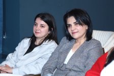 Режиссер-любитель представил в Баку два фильма, снятых за 214 манатов (ФОТО)