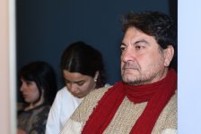 Режиссер-любитель представил в Баку два фильма, снятых за 214 манатов (ФОТО)