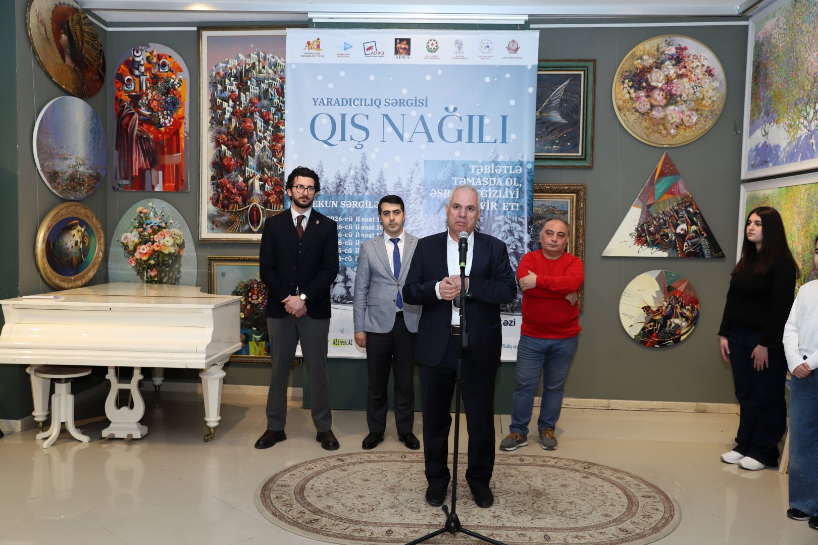 Весна в Баку началась зимней сказкой: Будь в контакте с природой… (ФОТО)