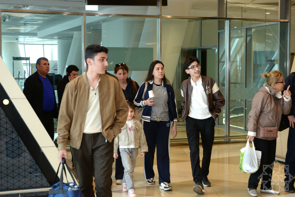 Осуществлена очередная эвакуация граждан Азербайджана, остававшихся на Ближнем Востоке (ФОТО)