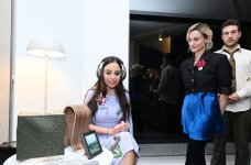 Вице-президент Фонда Гейдара Алиева Лейла Алиева приняла участие в групповой выставке «Дом с видом на пейзаж» (ФОТО)