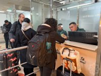 Еще семь мексиканских дипломатов и члены их семей эвакуированы из Ирана в Азербайджан (ФОТО)