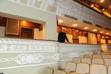 В Баку приехал известный турецкий актёр и режиссёр Тамер Карадаглы (ФОТО)