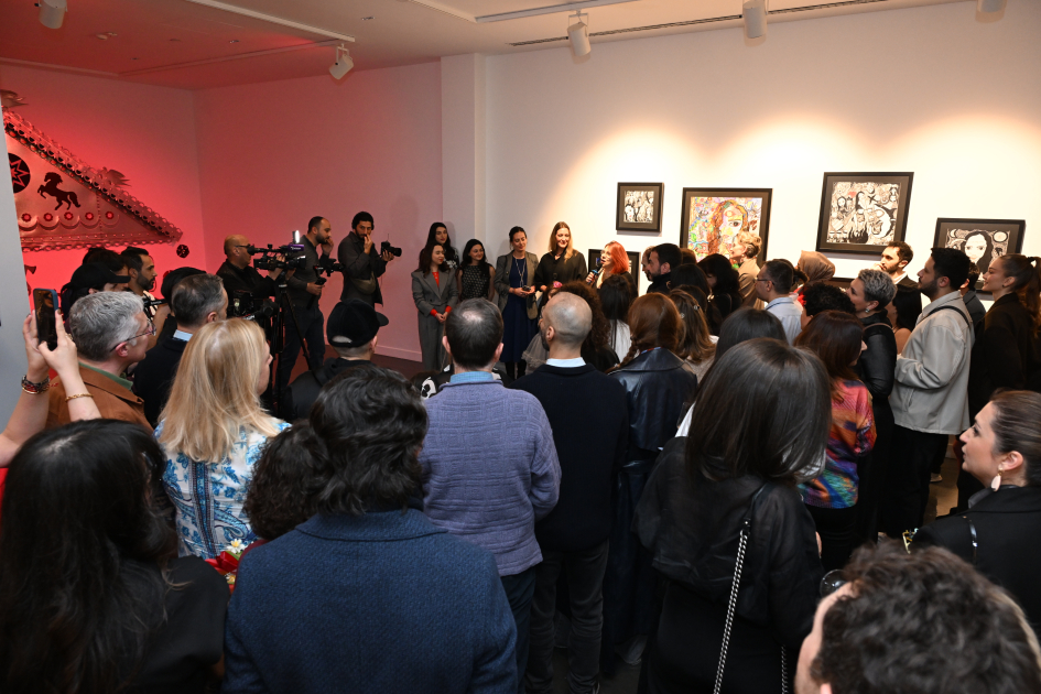 Вице-президент Фонда Гейдара Алиева Лейла Алиева приняла участие в групповой выставке «Дом с видом на пейзаж» (ФОТО)