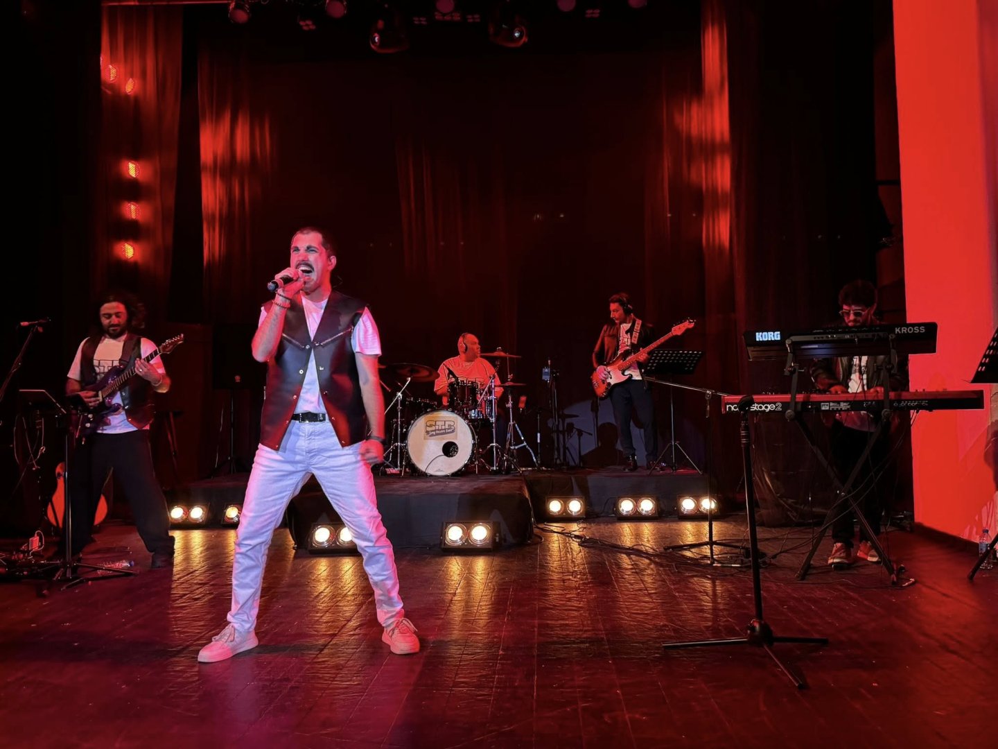 В Баку представлено творческое наследие Фредди Меркьюри и группы Queen (ФОТО)