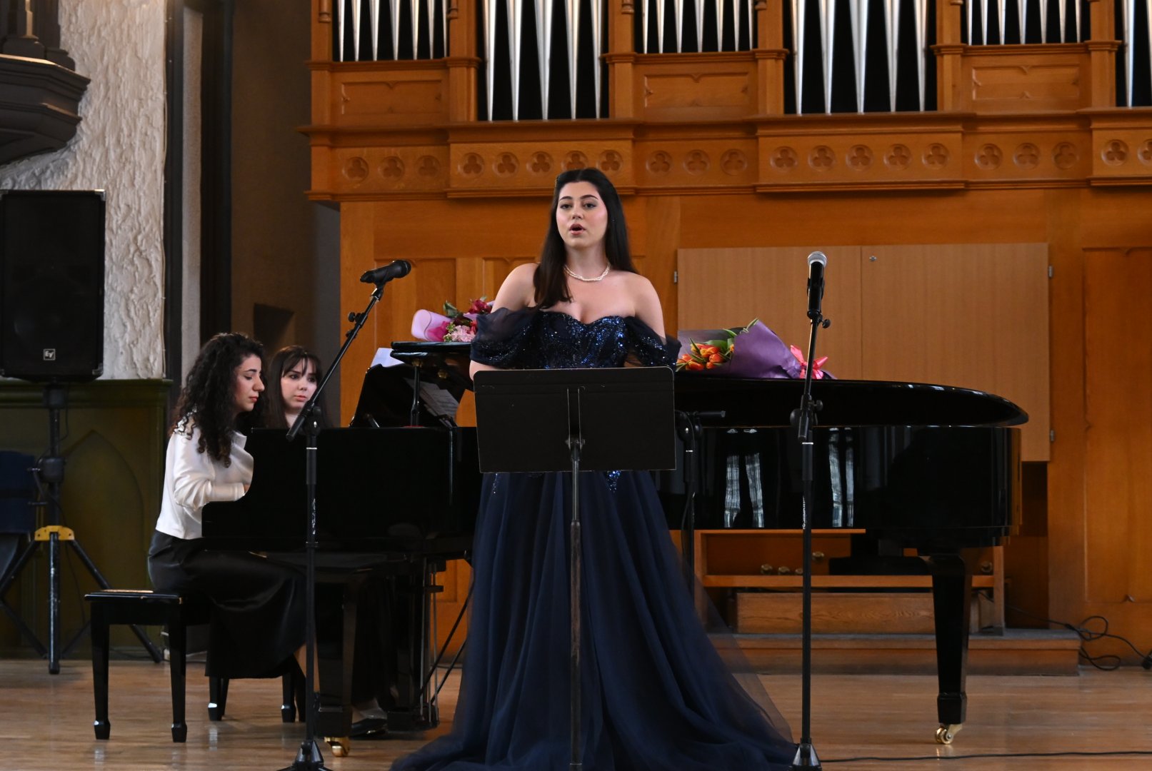 Музыка без возраста – как прошел диалог поколений в Баку (ФОТО)