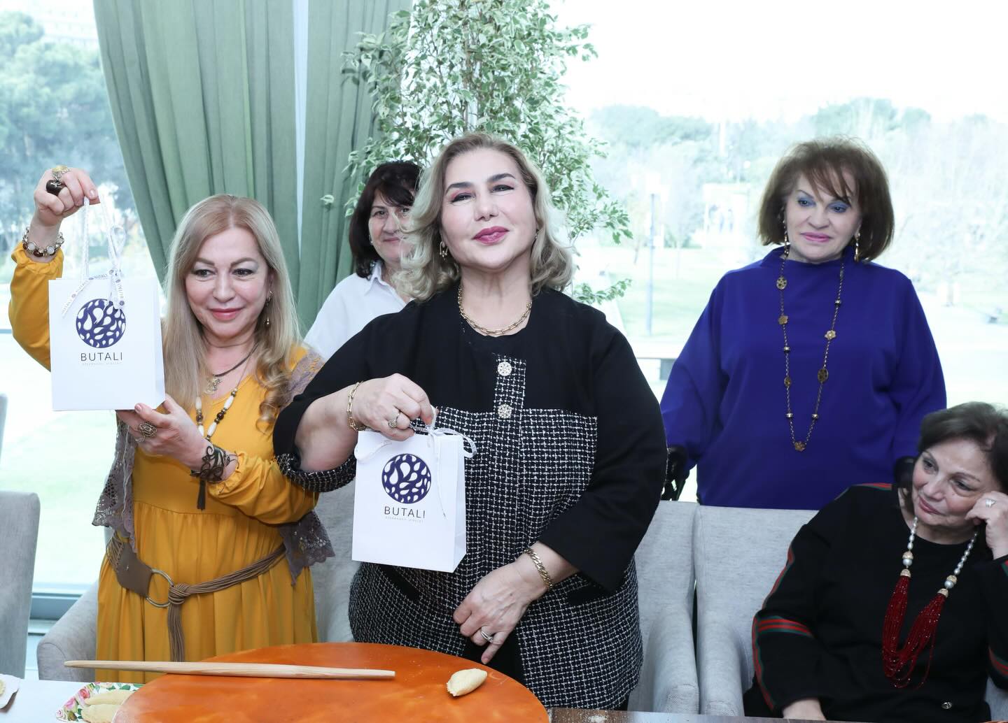 Солнечные сладости и женские истории. Тайны Новруза (ФОТО)