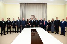 Министр культуры Азербайджана встретился с представителями театров тюркского мира (ФОТО)