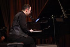 Голос древнего азербайджанского инструмента покоряет страны (ФОТО)