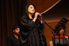 Голос древнего азербайджанского инструмента покоряет страны (ФОТО)