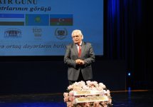 День национального театра Азербайджана отметили исторической премьерой и церемонией награждения (ФОТО)