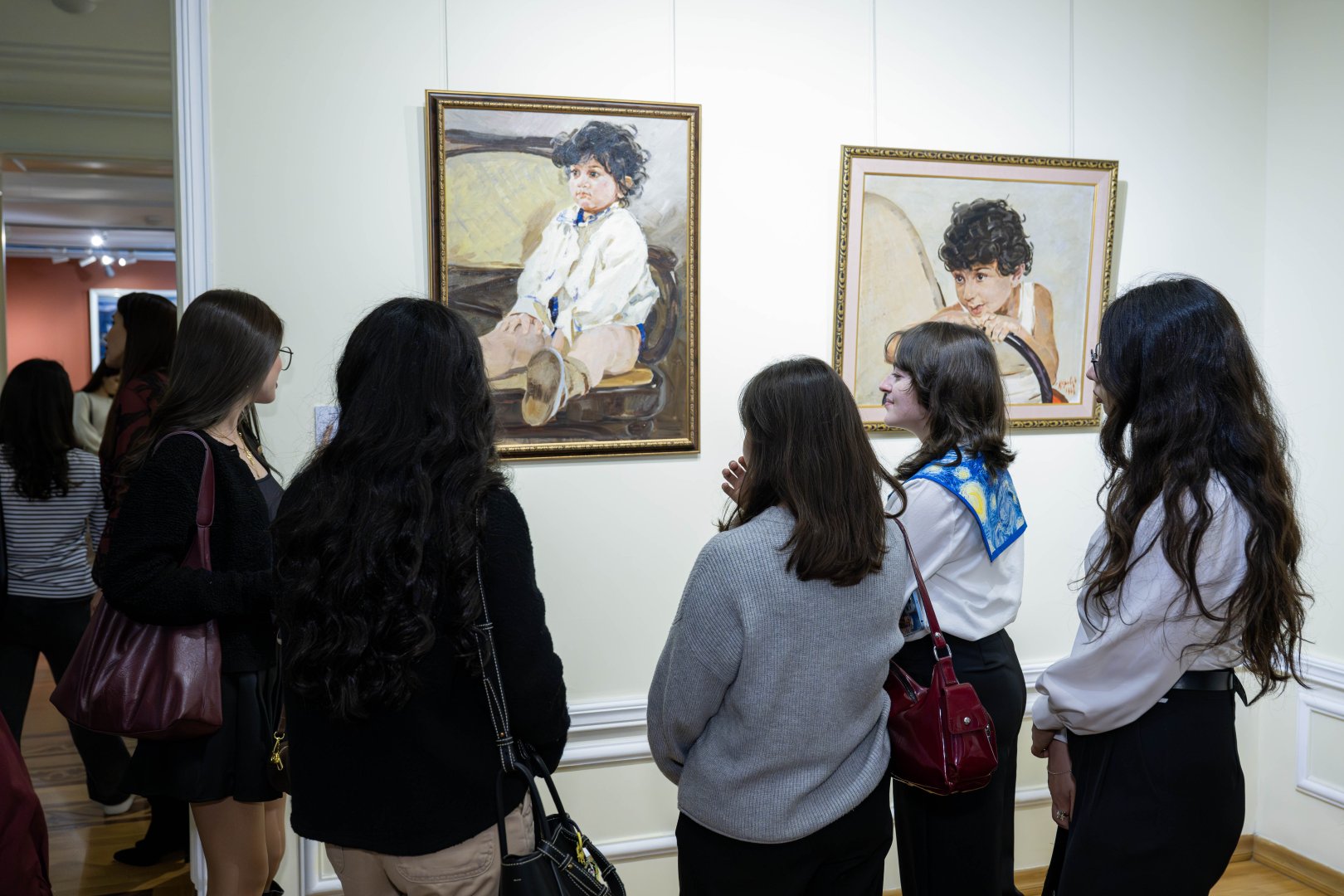 Творчество народного художника Азербайджана Давуда Кязымова глазами молодёжи (ФОТО)