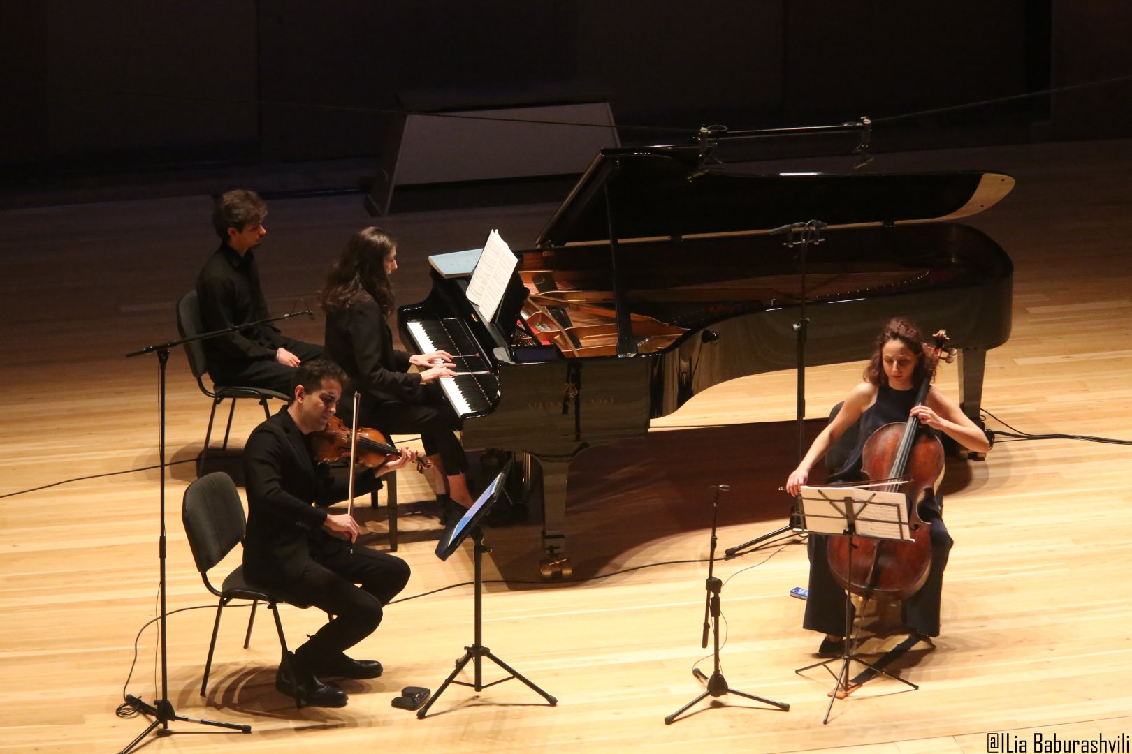 Фантазия на темы старого Тбилиси с азербайджанским музыкальным шармом (ФОТО)