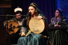 Звуки, вплетённые в вечность: вечер мугама в Баку (ФОТО)