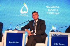 Проходит второй день XIII Глобального Бакинского форума (ФОТО)