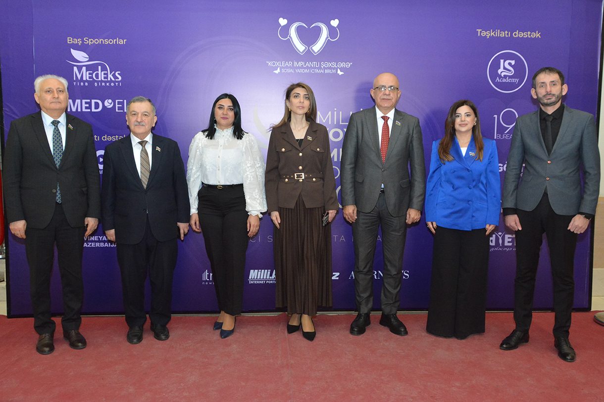 В Азербайджане впервые состоялся Национальный форум кохлеарной имплантации (ФОТО)