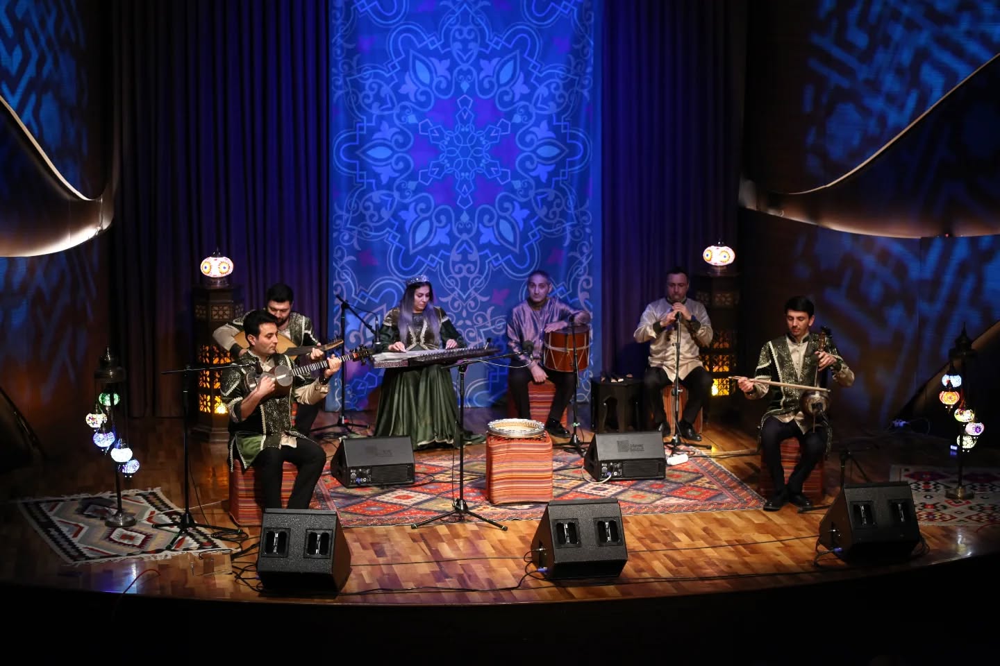 Звуки, вплетённые в вечность: вечер мугама в Баку (ФОТО)