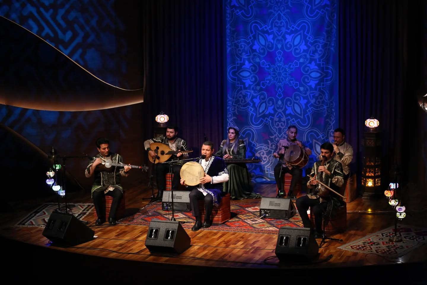 Звуки, вплетённые в вечность: вечер мугама в Баку (ФОТО)